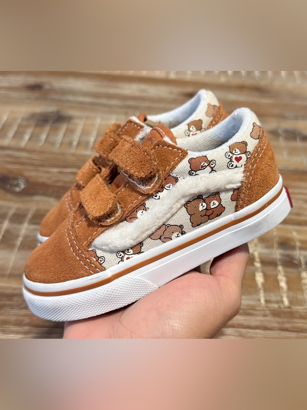 Vans Toddler's Old Skool V teddy Bear Hugs size 6